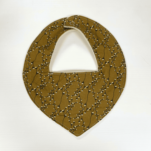Brun hagesm�k med et motiv af grene