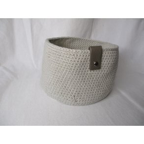 H�klet kurv m. tr�bund