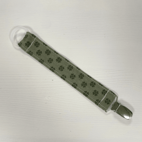 Gr�n suttesnor med firkl�ver