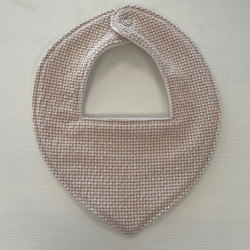Hagesm�k med beige og hvide tern 
