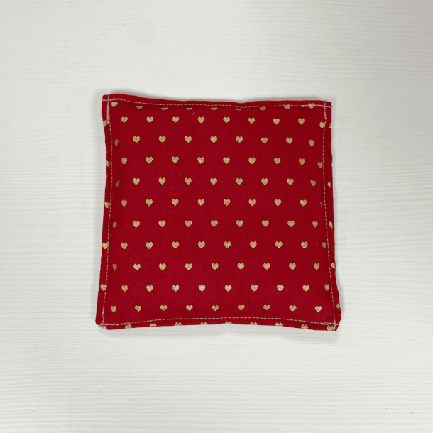 Sansepose - R�d med hjerter 