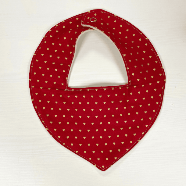 Rd hagesmk med guldhjerter